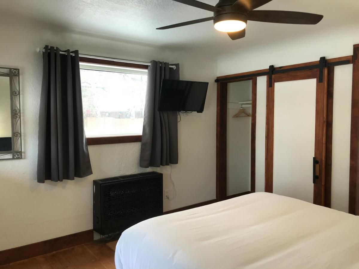Left Coast Lodge - Pet Friendly Sisters Exteriér fotografie