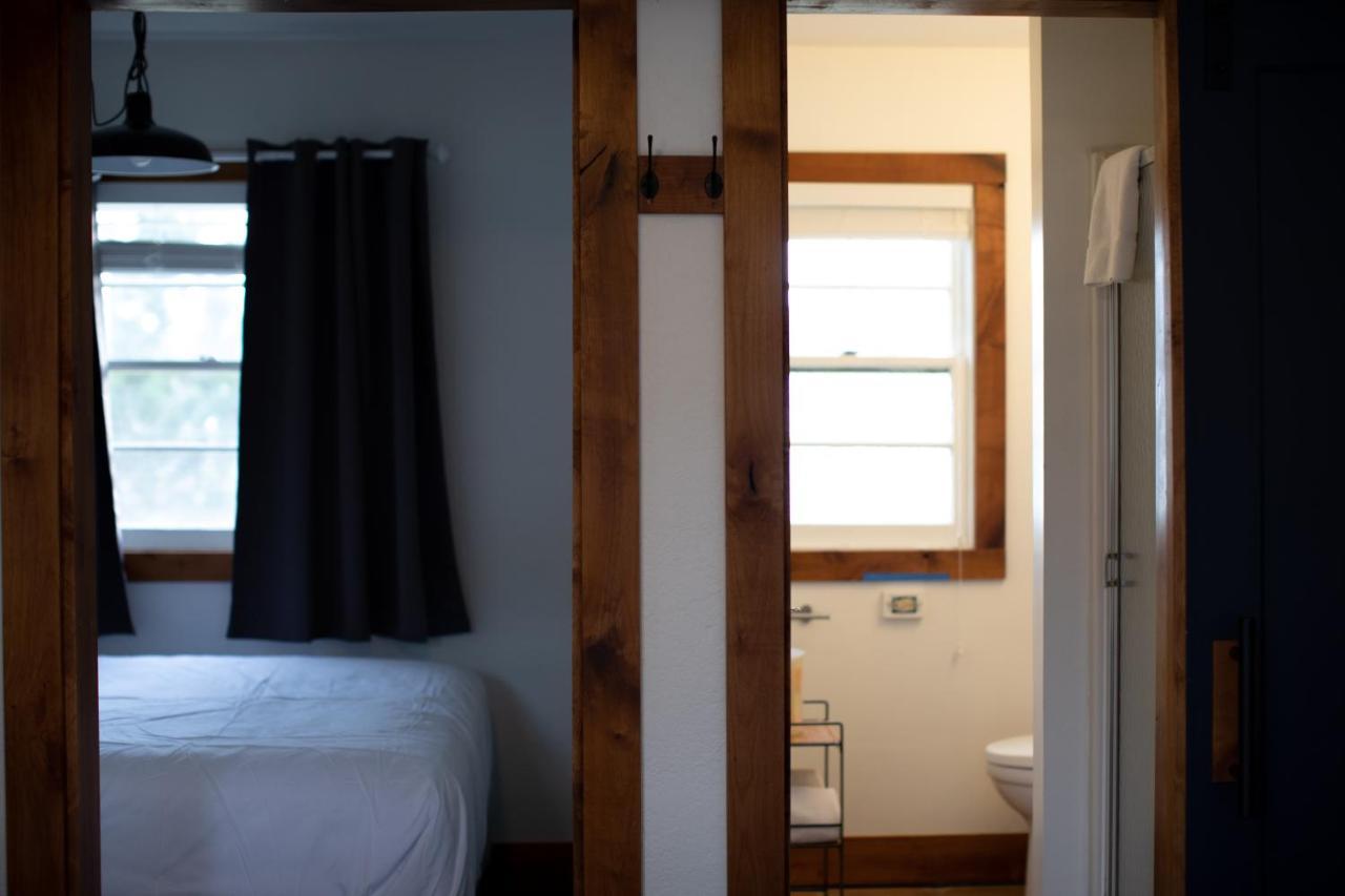 Left Coast Lodge - Pet Friendly Sisters Exteriér fotografie